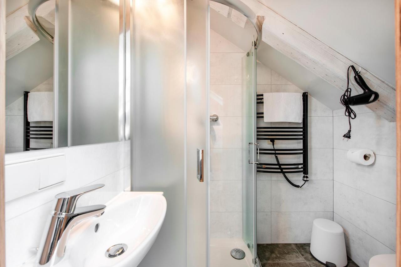 Small Attic Rooms In Kaunas Old Town Exterior foto